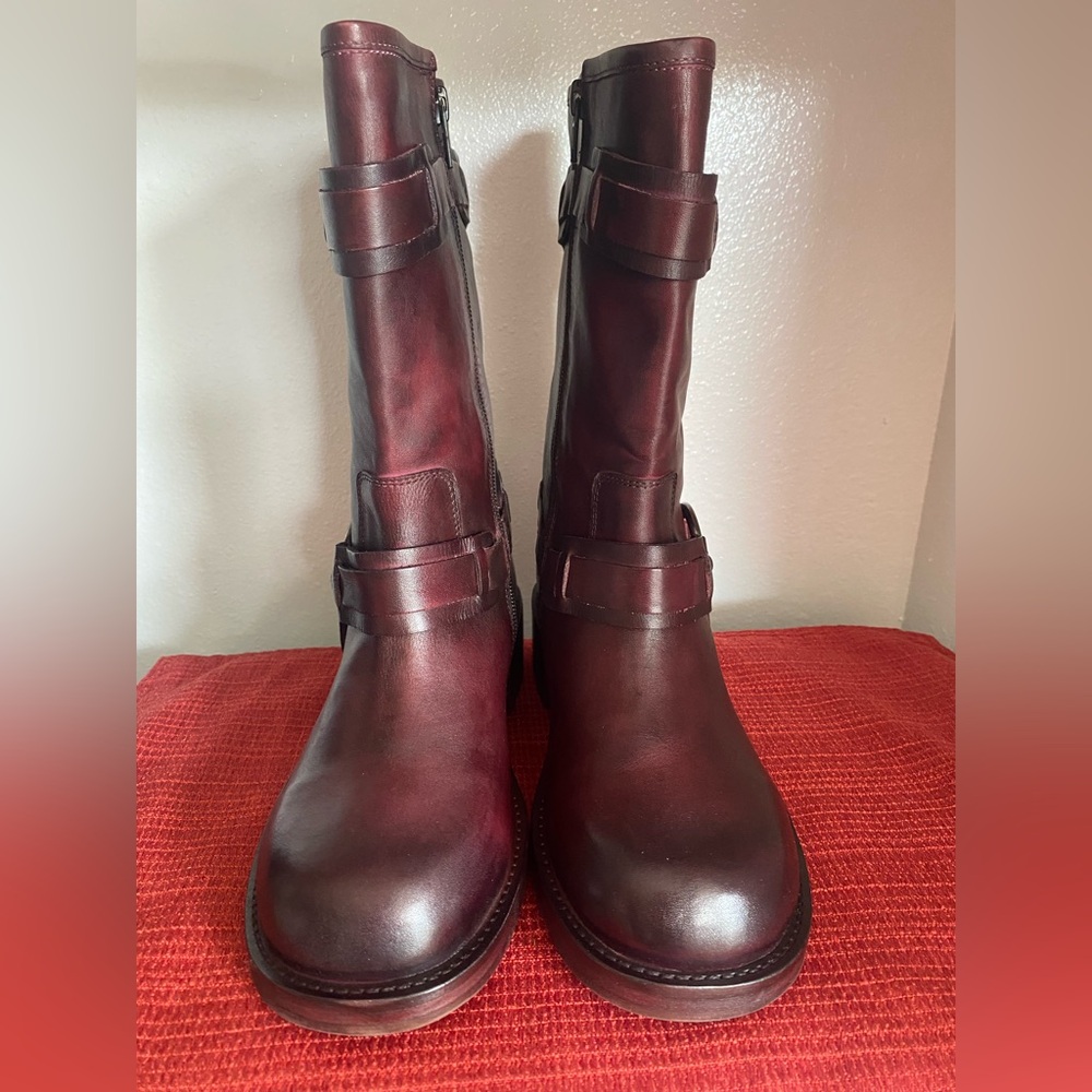NWT…VINTAGE FOUNDRY… WOMENS BURGUNDY LEATHER BOOTS - Picture 7 of 16